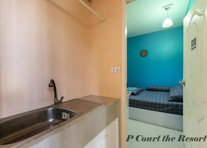 Hotel P Court The